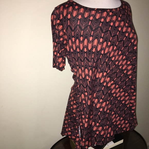 LuLaRoe Top - Picture 2 of 4